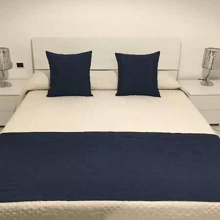 Station'S Windows Apartment ลาสเปเซีย ภายนอก รูปภาพ
