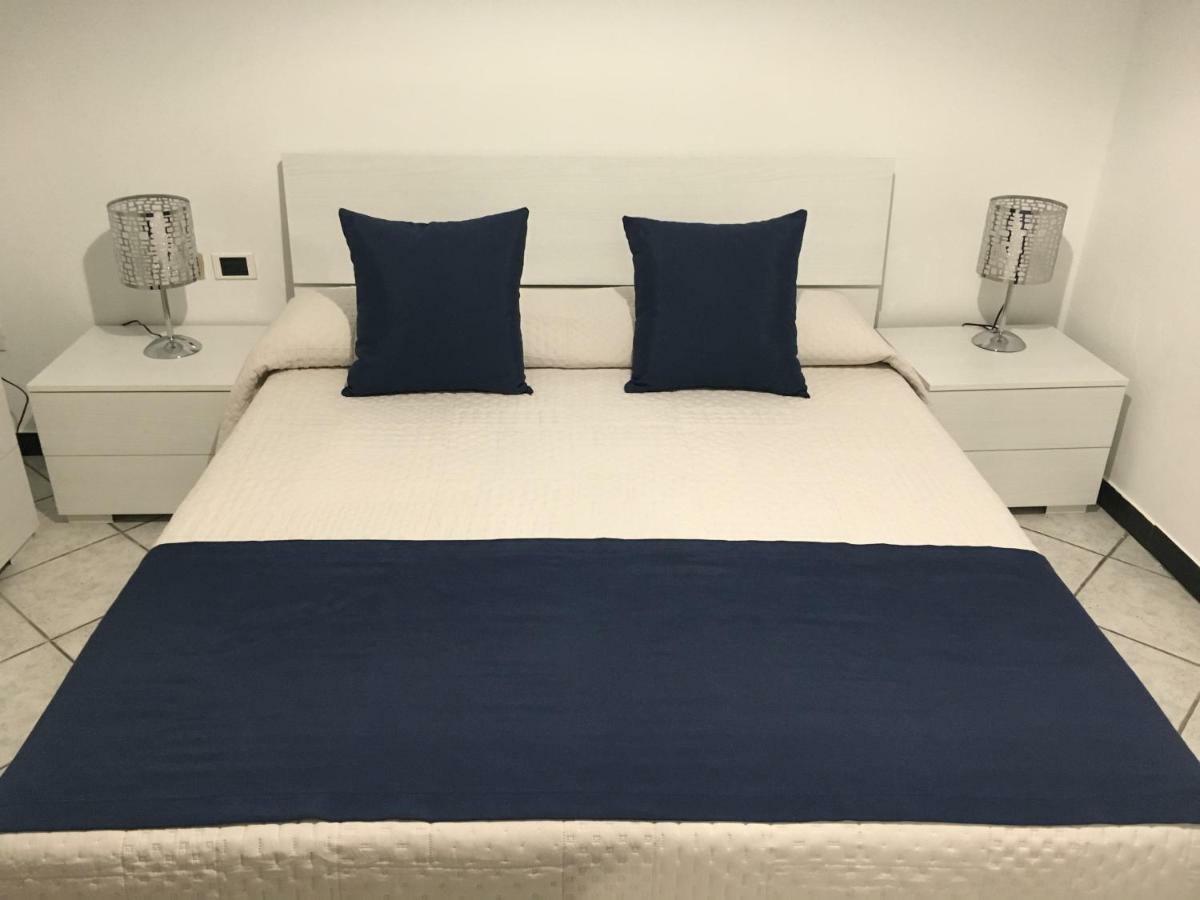 Station'S Windows Apartment ลาสเปเซีย ภายนอก รูปภาพ