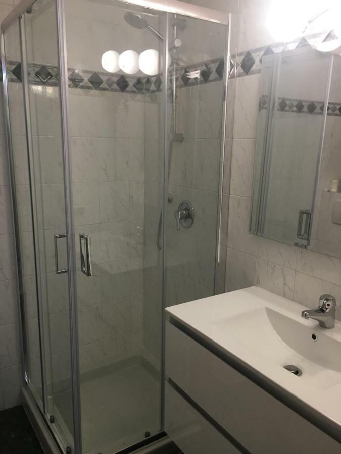 Station'S Windows Apartment ลาสเปเซีย ภายนอก รูปภาพ