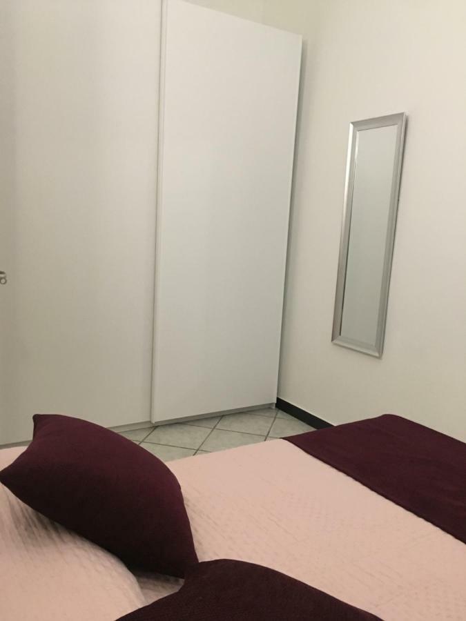 Station'S Windows Apartment ลาสเปเซีย ภายนอก รูปภาพ